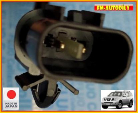 Spínač zpátečky E130 JAPAN Nissan Navara Pathfinder 2005 až 2011