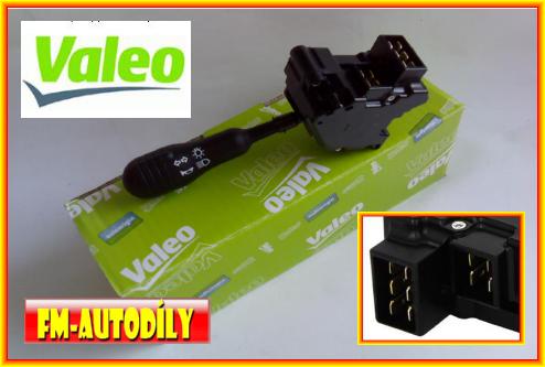 Přepínač blinkrů a světel 0042 VALEO Renault Twingo 1998 až 2004